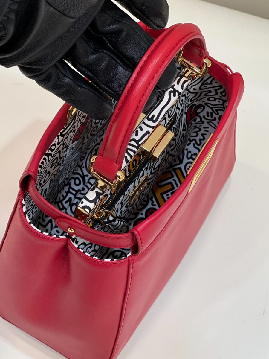 펜디 피카부아이코닉 레드8.jpg