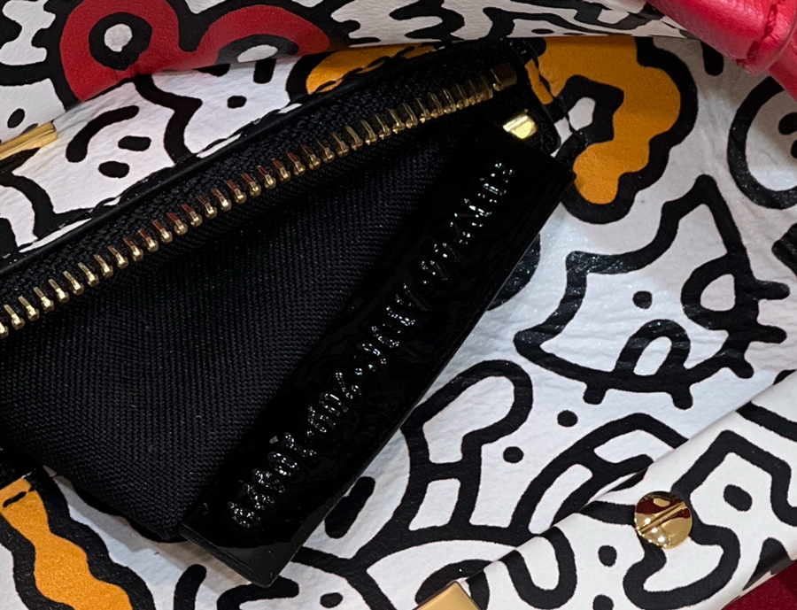 펜디 피카부아이코닉 레드9.jpg