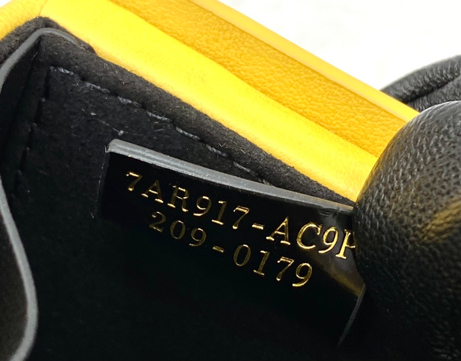 펜디 미니박스키링 옐로우7.jpg