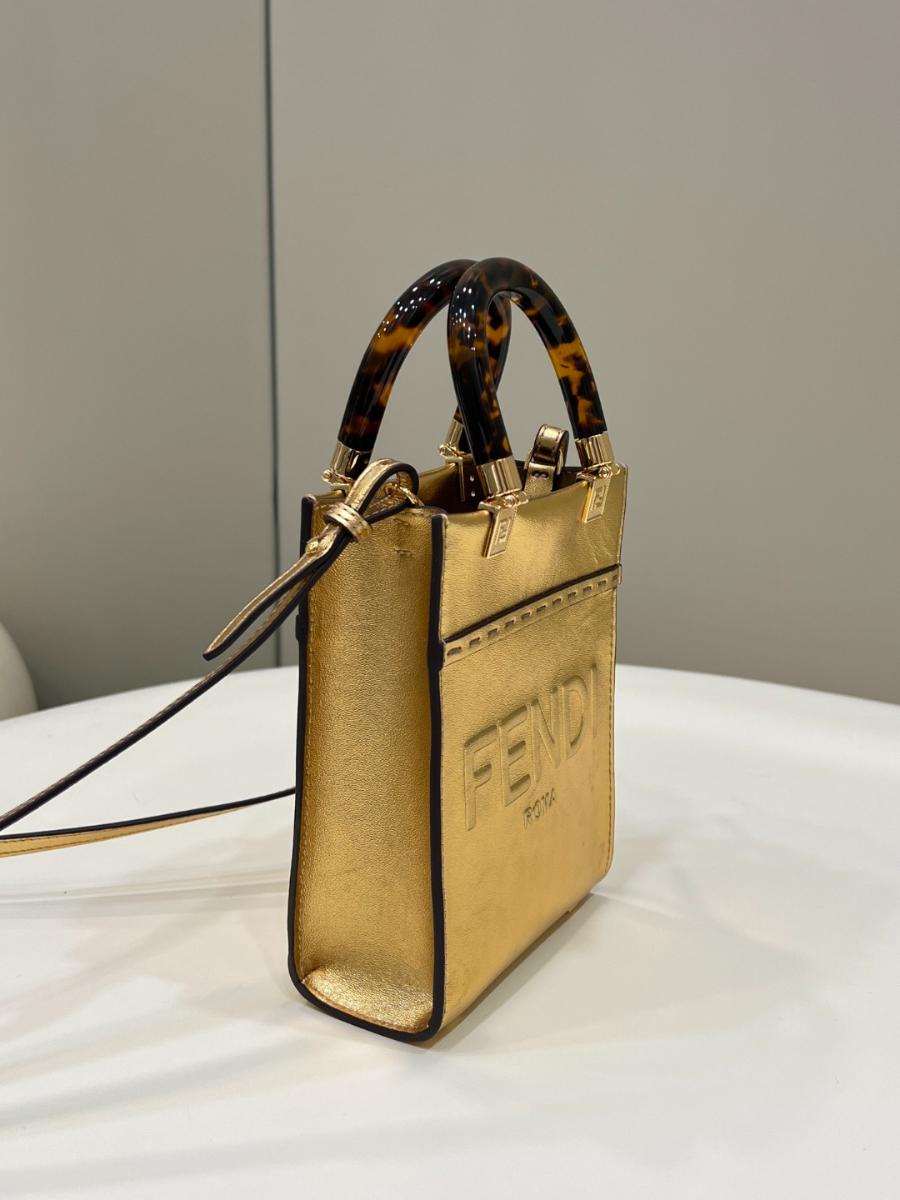 펜디 선샤인미니쇼퍼백 골드4.jpg