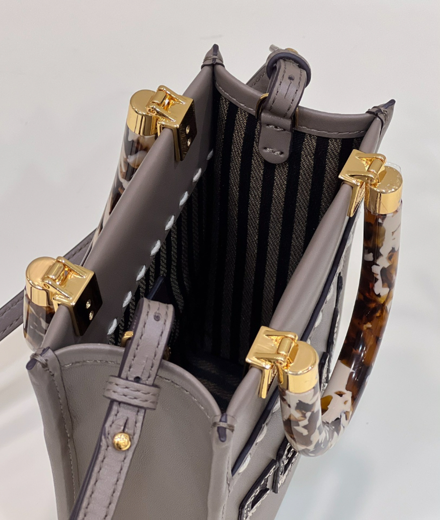 펜디 선샤인미니쇼퍼백 다크브라운8.jpg