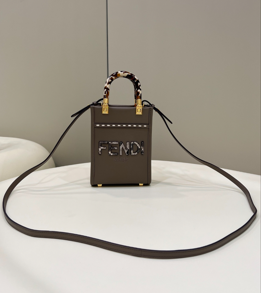 펜디 선샤인미니쇼퍼백 다크브라운2.jpg