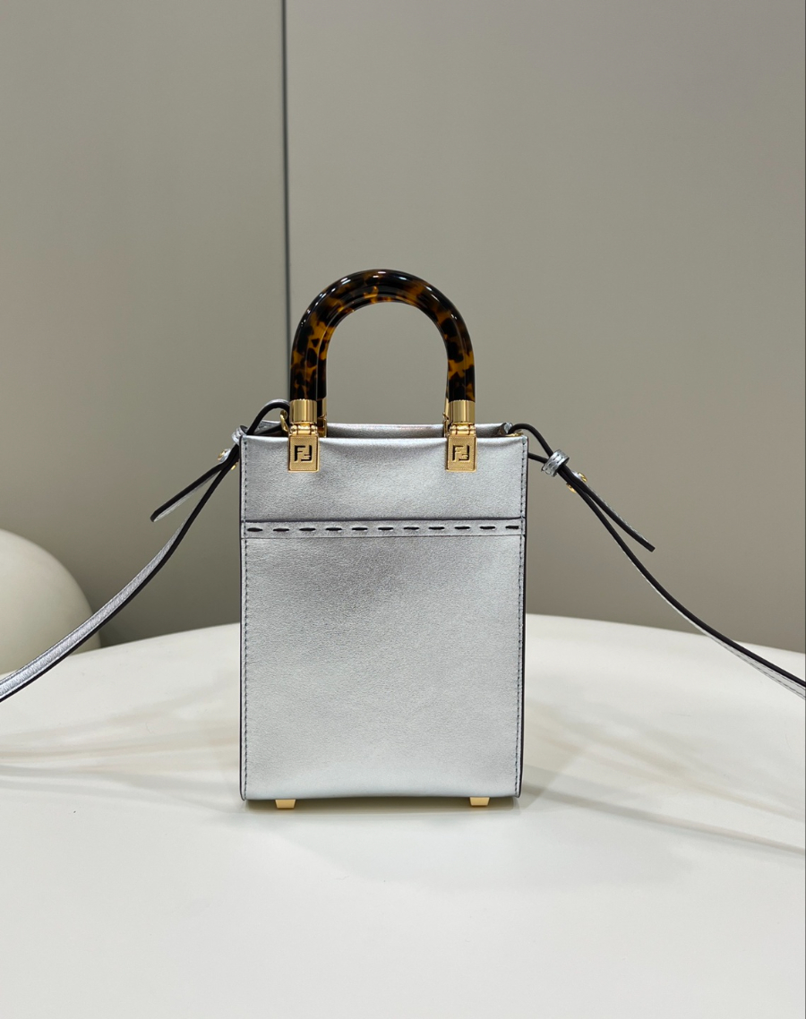 펜디 선샤인미니쇼퍼백 실버3.jpg