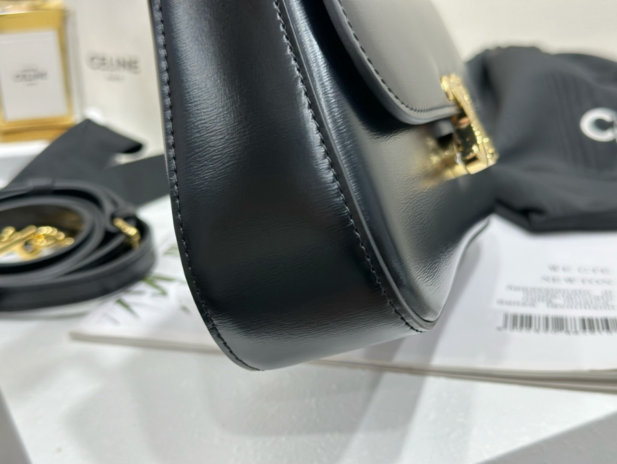 셀린느 틴 롤라 119533 2011.55cm 블랙10.jpg