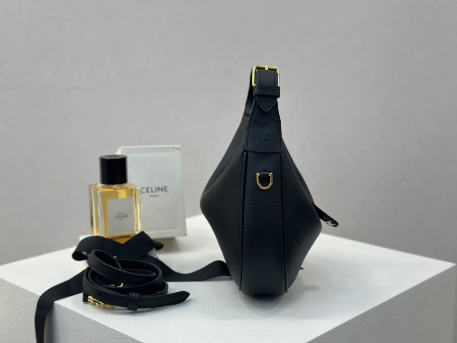 셀린느 틴 룰루 그레인 카프스킨 120723 21245cm 블랙04.jpg