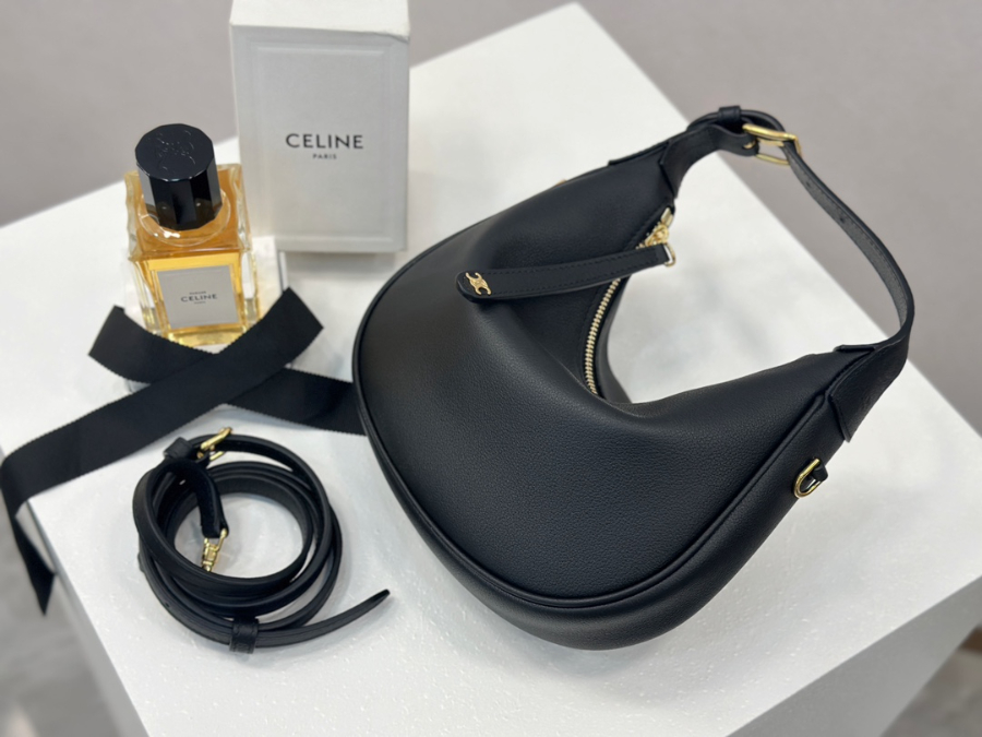 셀린느 틴 룰루 그레인 카프스킨 120723 21245cm 블랙06.jpg