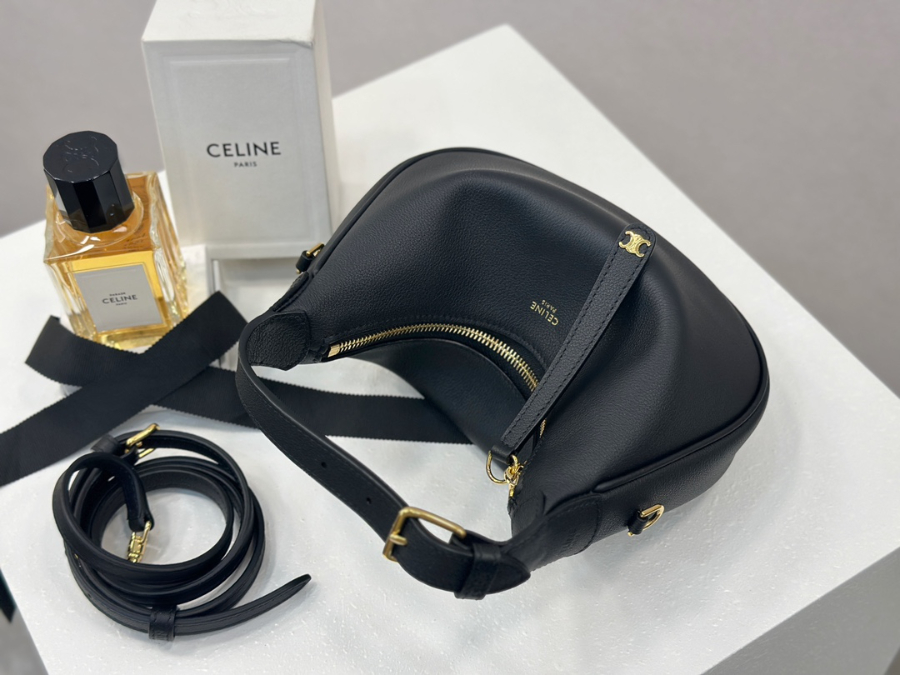 셀린느 틴 룰루 그레인 카프스킨 120723 21245cm 블랙05.jpg