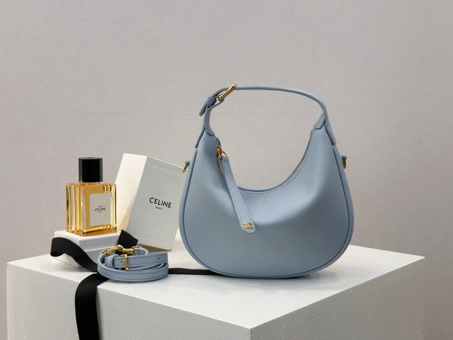 셀린느 틴 룰루 서플 그레인 카프스킨 120723 21245cm 글레이셔04.jpg