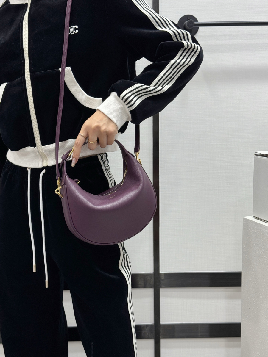 셀린느 틴 룰루 서플 그레인 카프스킨 120723 21245cm 퍼플01.jpg