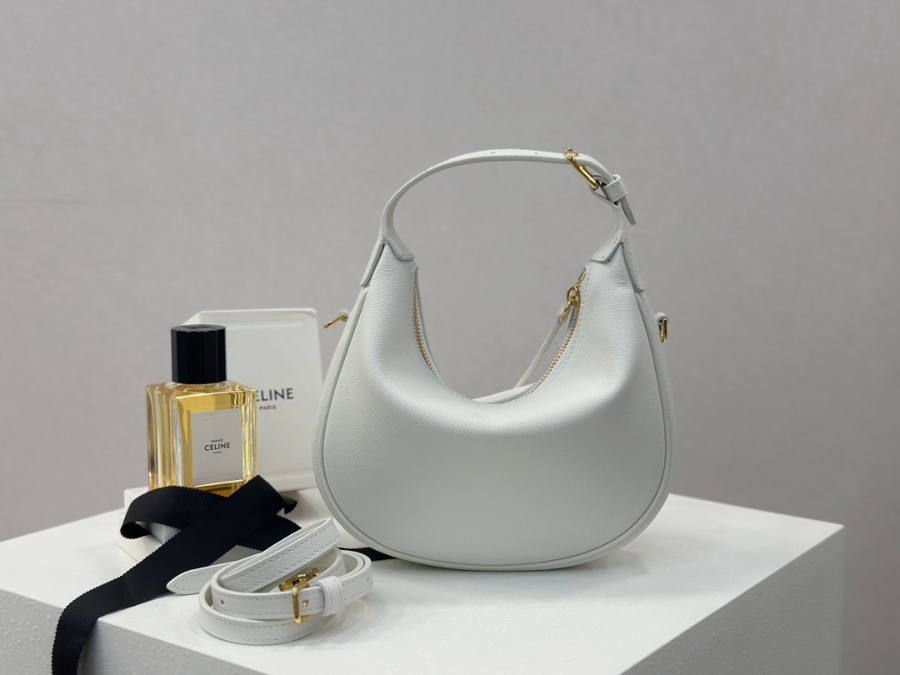 셀린느 틴 룰루 서플 그레인 카프스킨 120723 21245cm 화이트03.jpg