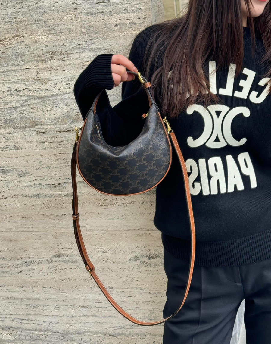 셀린느 틴 룰루 트리옹프 캔버스 카프스킨 탄 120722 21245cm01.jpg