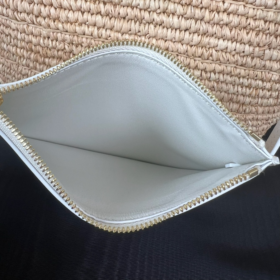 셀린느 틴 서플 클래식 파니에 라피아 21.52213cm 화이트 로고8.jpg