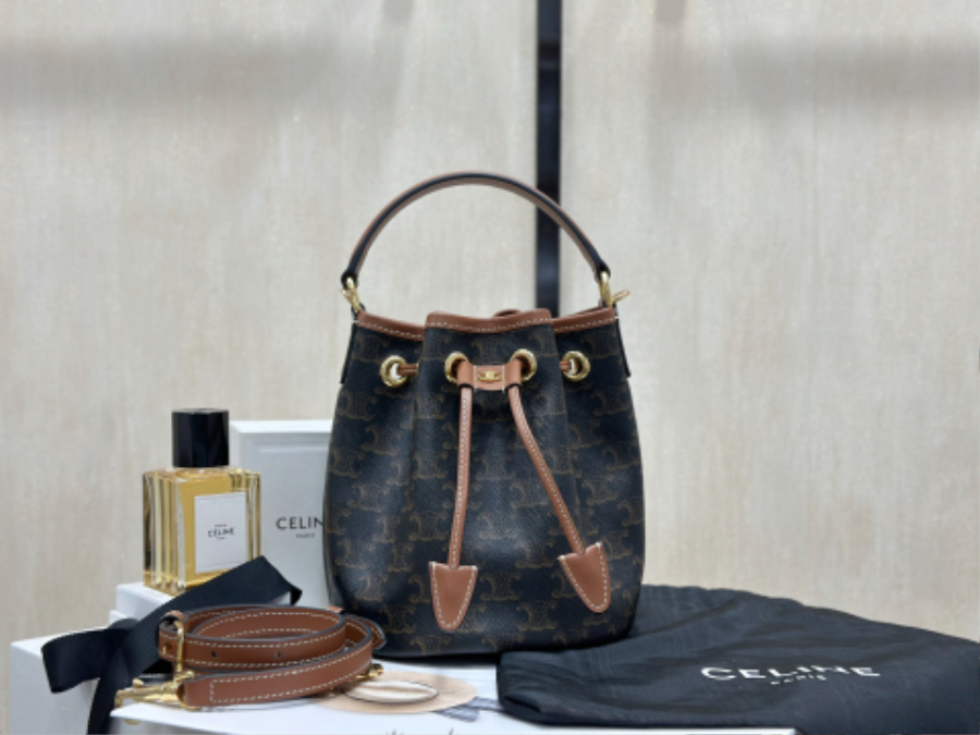 셀린느 틴 클라라 백 - 트리옹프 캔버스 카프스킨 121672 161916cm02.jpg