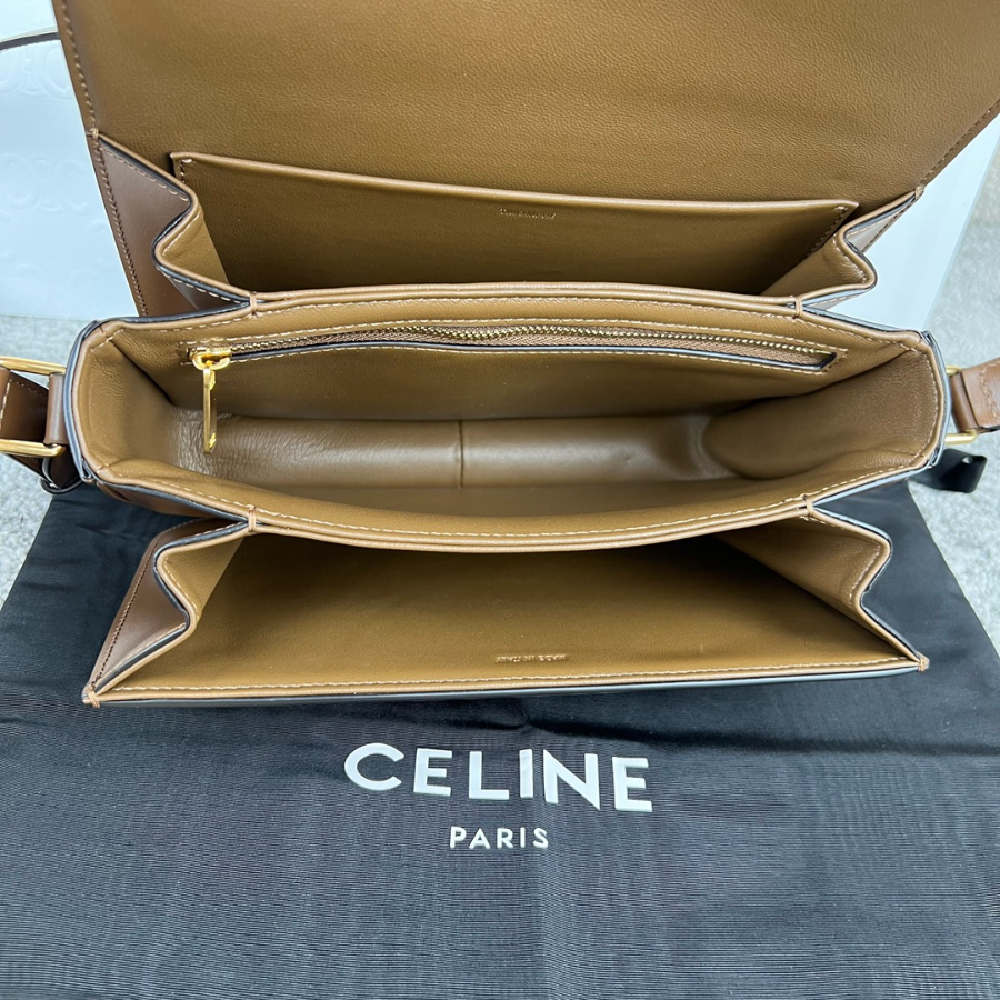 셀린느 틴 트리옹프 백 미디엄 22.516.57.5cm 다크 브라운5.jpg