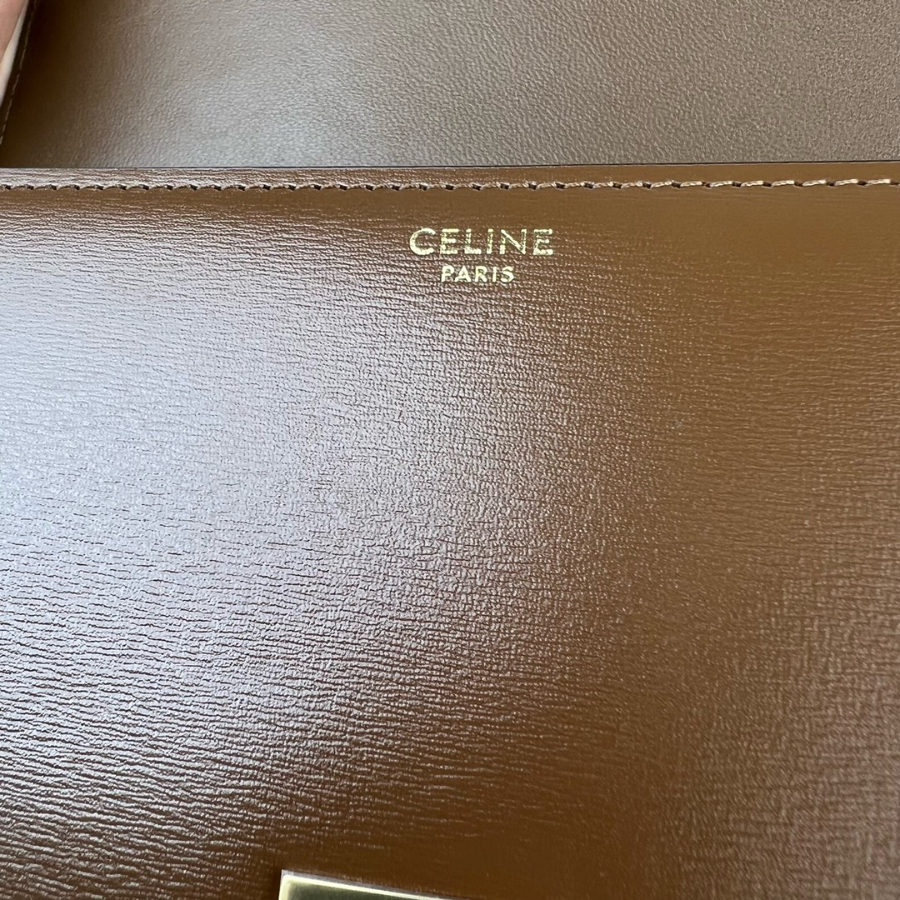 셀린느 틴 트리옹프 백 미디엄 22.516.57.5cm 다크 브라운7.jpg