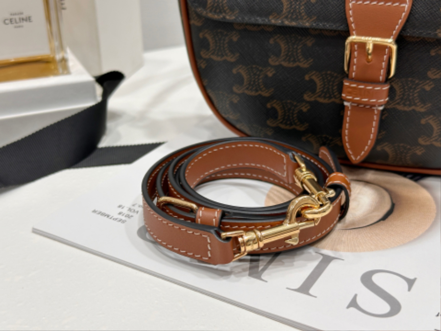 셀린느 폴코 숄더백 트리옹프 캔버스 카프스킨 122652 20145cm10.jpg