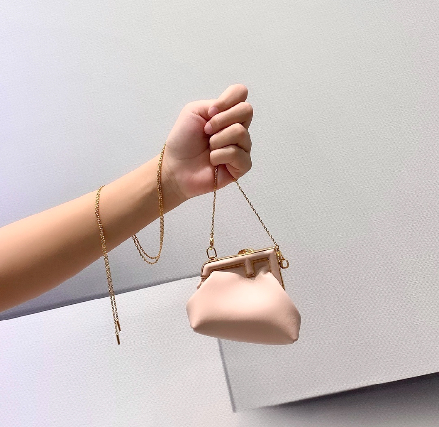 펜디 나노퍼스트백 핑크1.jpg