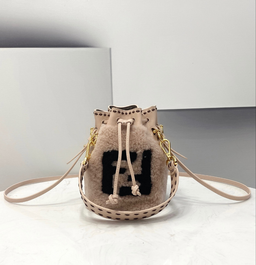 펜디 몬트레조미니버킷백 라이트핑크블랙1.jpg