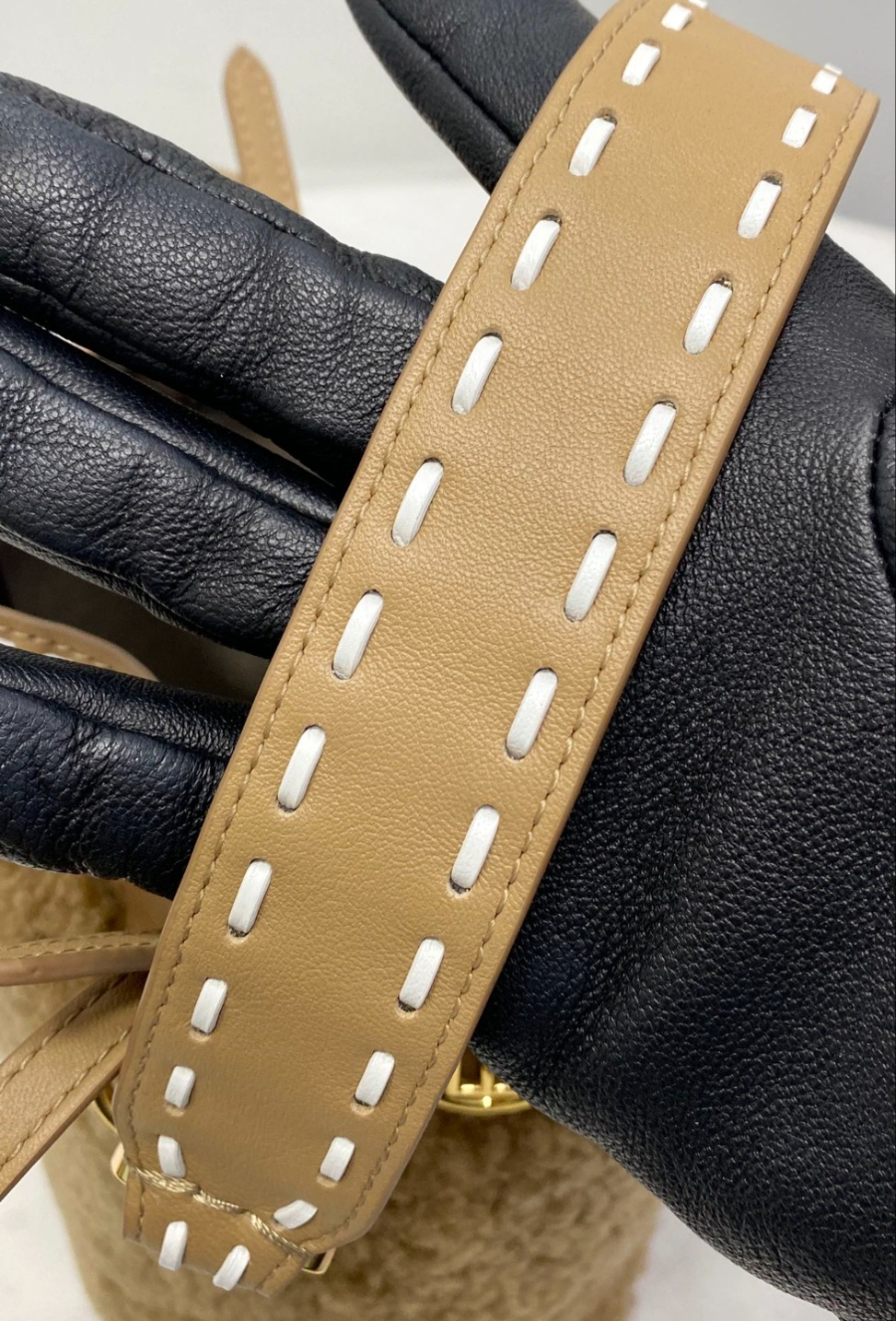 펜디 몬트레조미니버킷백 브라운화이트7.jpg