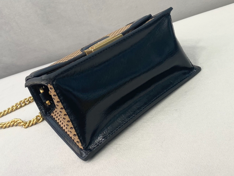 펜디 칸유체인숄더백 다크브라운블랙4.jpg