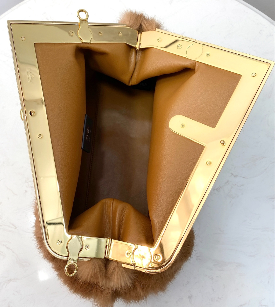 펜디 퍼스트백 미디엄 브라운9.jpg