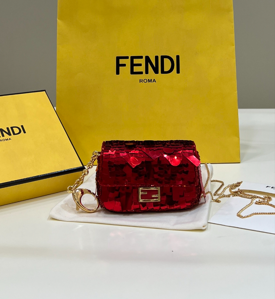 펜디 나노바게트백 딥레드1.jpg