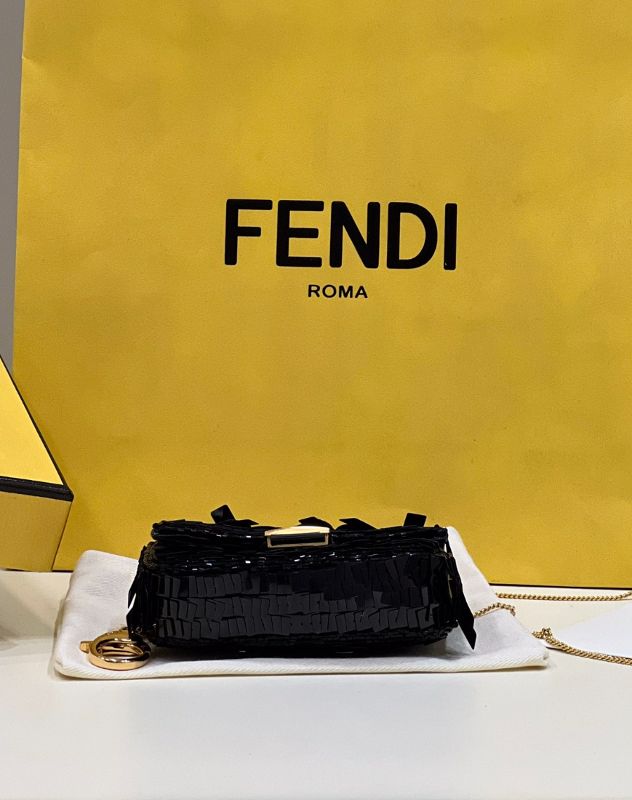 펜디 나노바게트백 블랙4.jpg