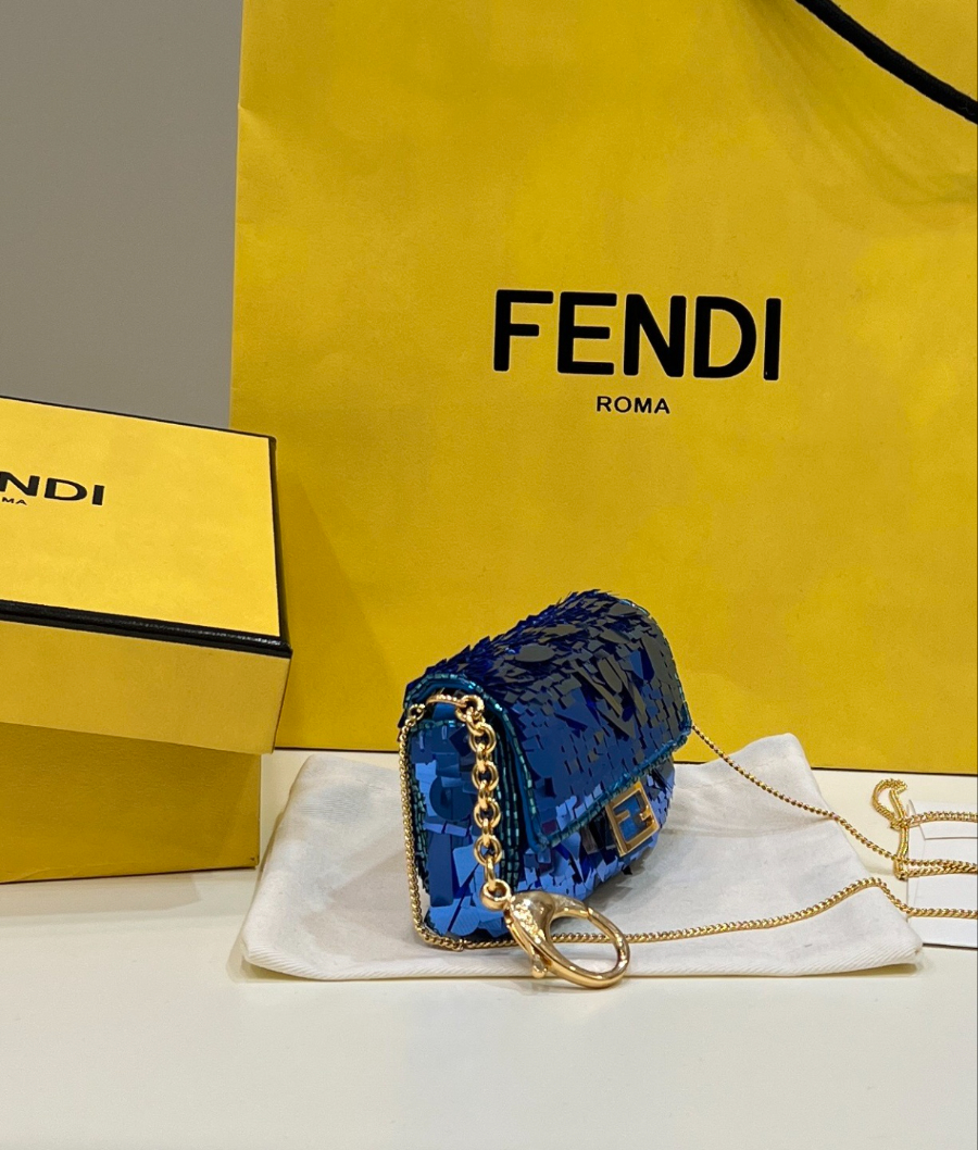 펜디 나노바게트백 블루2.jpg