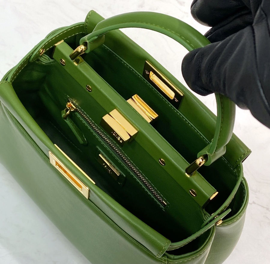 펜디 피카부백 그린9.jpg