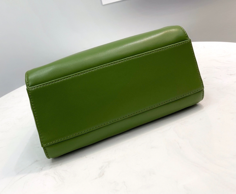 펜디 피카부백 그린3.jpg