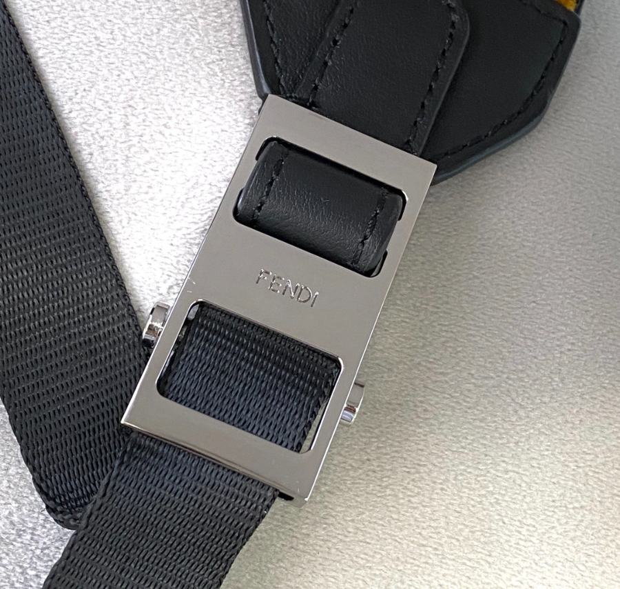 펜디백팩 네이비6.jpg