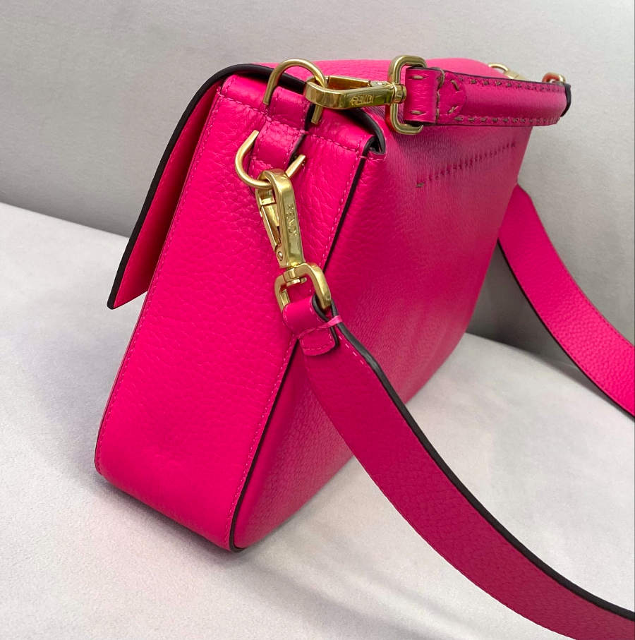 펜디 바게트백 핫핑크3.jpg