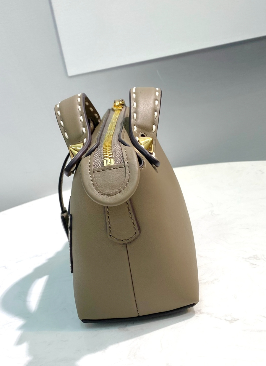 펜디 바이더웨이 카키5.jpg