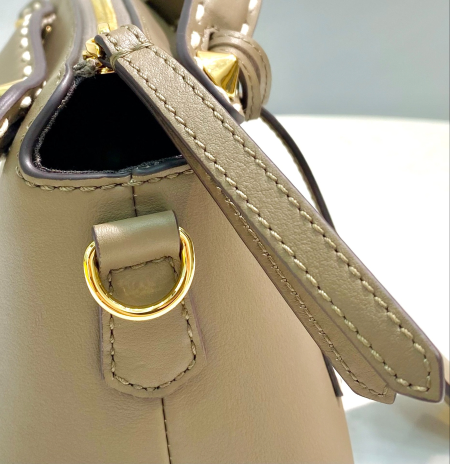 펜디 바이더웨이 카키7.jpg