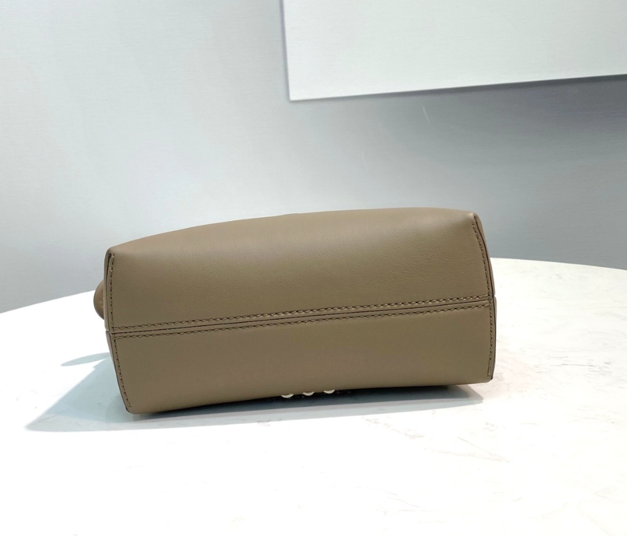 펜디 바이더웨이 카키3.jpg