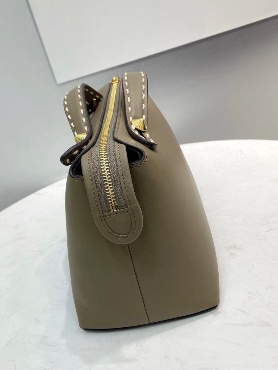 펜디 바이더웨이 카키화이트5.jpg