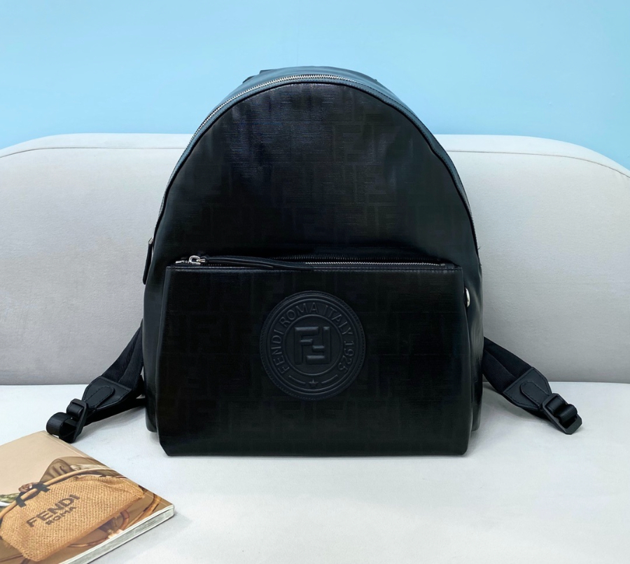 펜디 백팩 블랙1 섬네일용.jpg