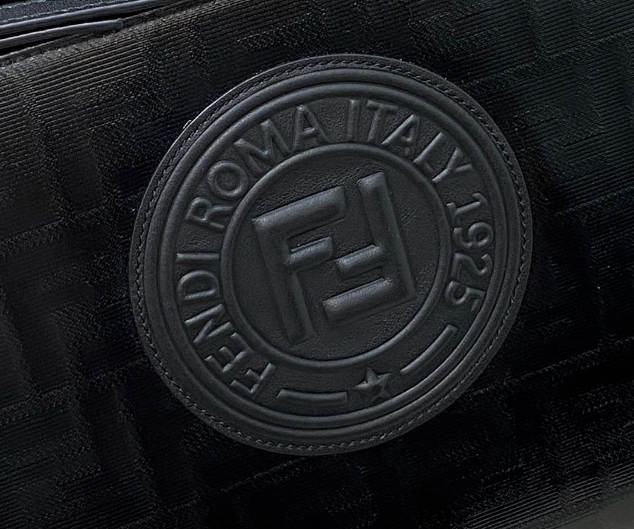 펜디 백팩 블랙4.jpg