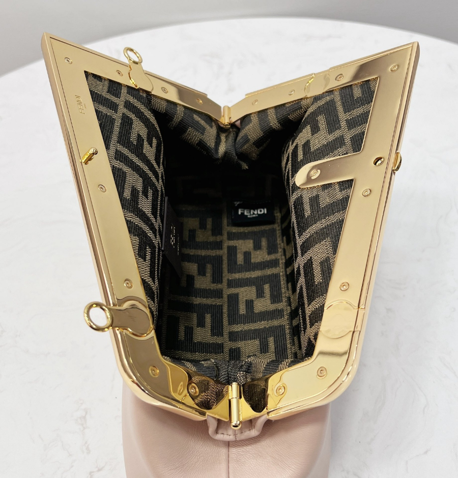 펜디 퍼스트백 라이트핑크골드7.jpg