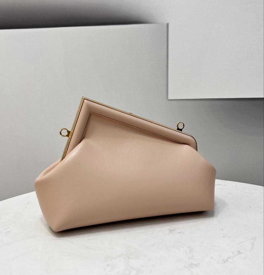 펜디 퍼스트백 라이트핑크골드2.jpg