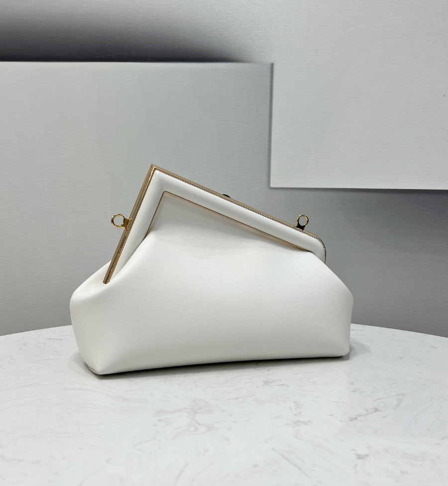 펜디 퍼스트백 화이트골드2.jpg