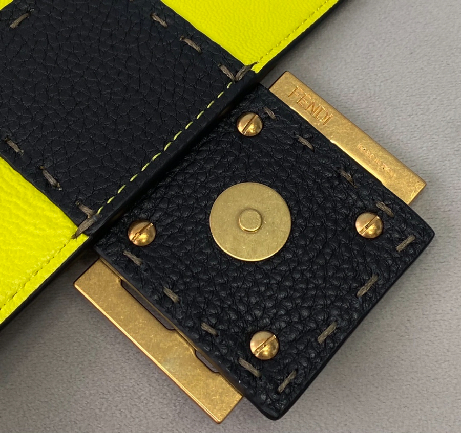 펜디 바게트백 블랙7.jpg