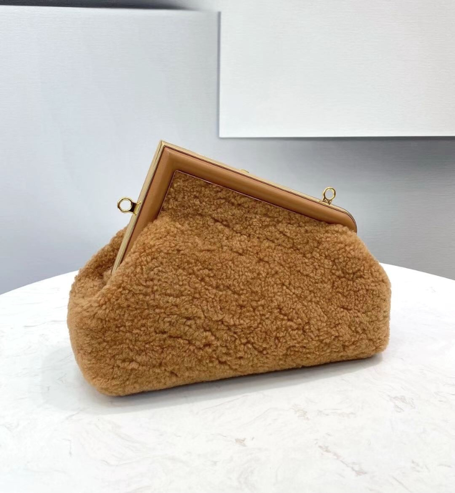 펜디 퍼스트백 스몰 브라운3.jpg