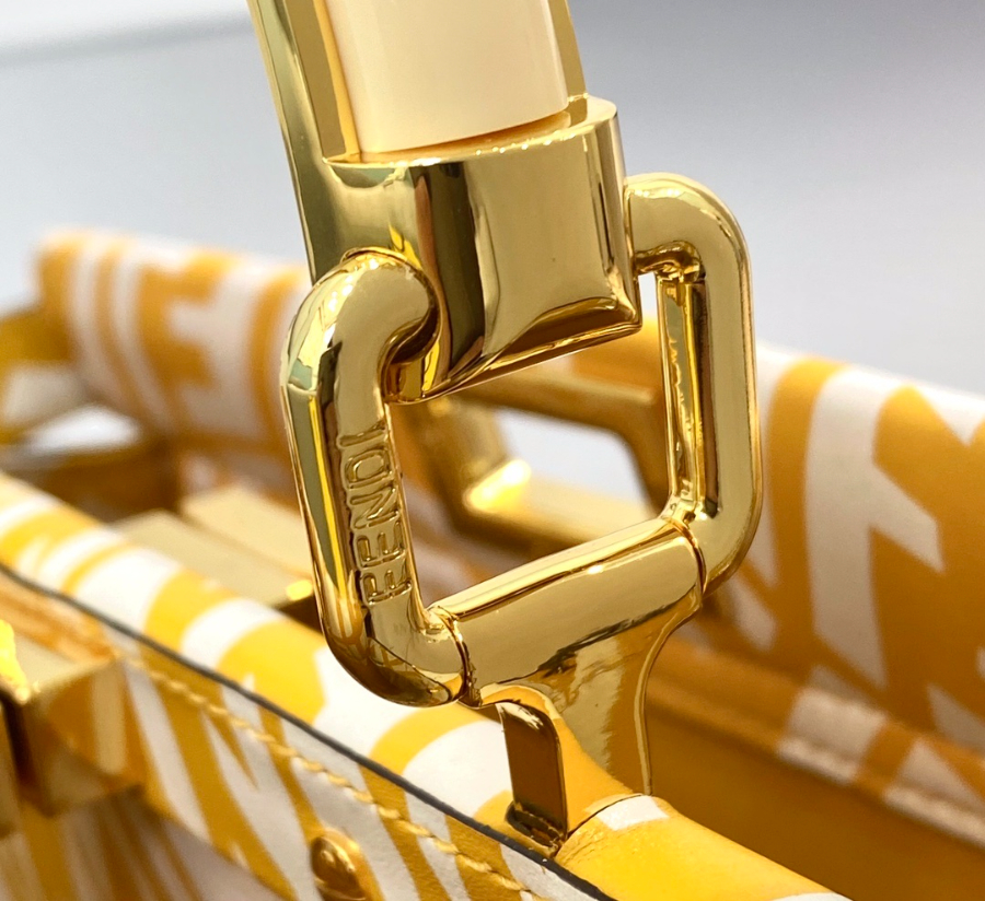 펜디 피카부아이코닉 화이트옐로우9.jpg