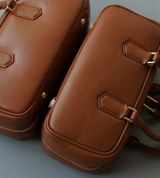 미우미우 아르카디 가죽 백 19105cm 브라운5 (1).jpg