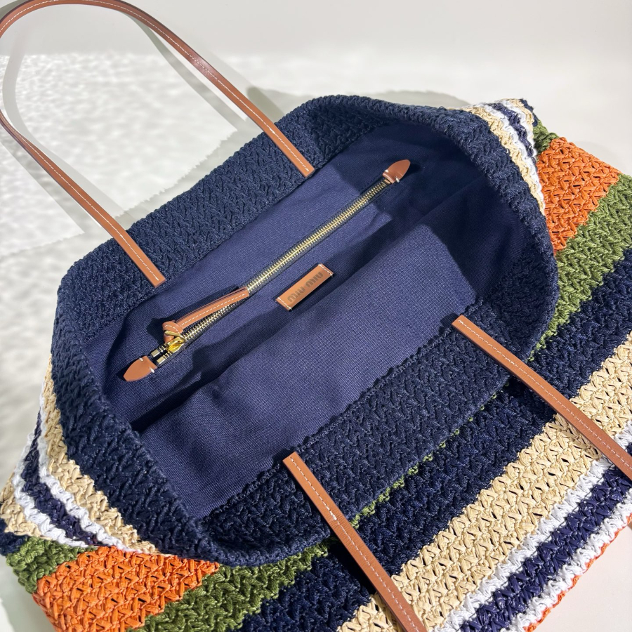 미우미우 라피아 이펙트 우븐 토트백 녹색 오랜지 5BG228 403416cm03.jpg