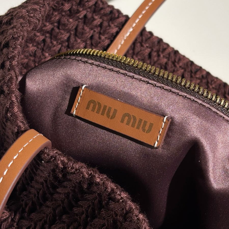 미우미우 라피아 이펙트 우븐 토트백 코코아 브라운 셀레스트 내츄럴 5BG248 3241cm8.jpg