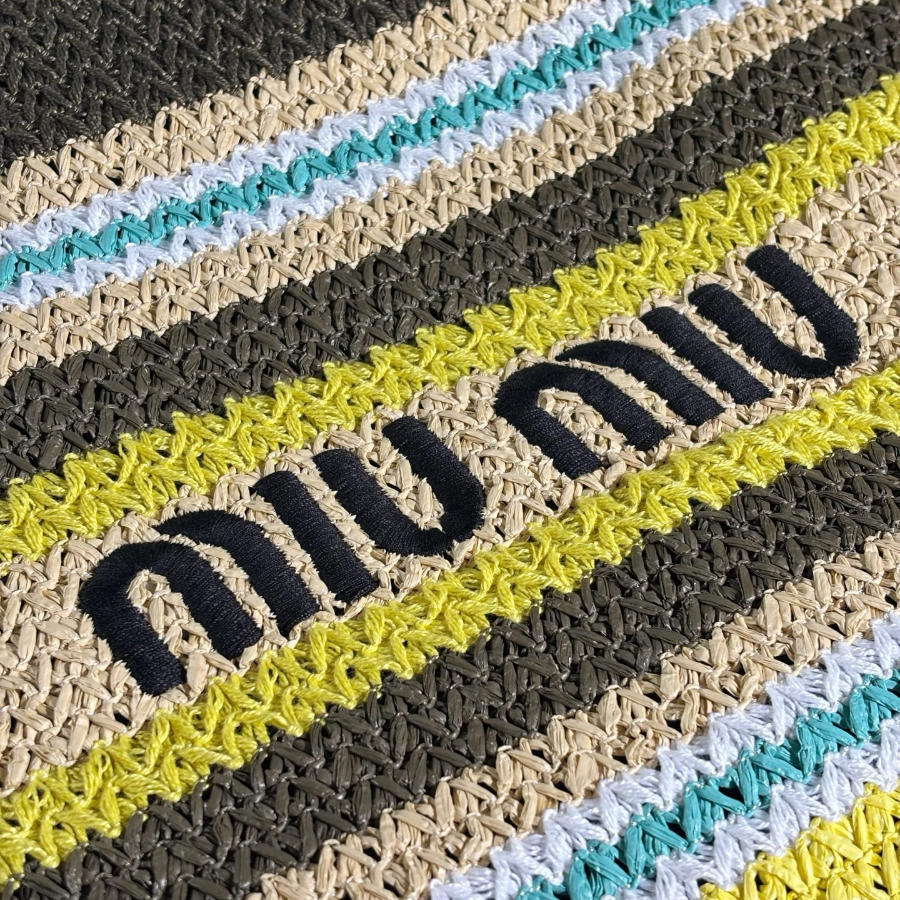 미우미우 라피아 이펙트 우븐 토트백 툰드라 레몬 옐로우 내츄럴 5BG228 403416cm08.jpg