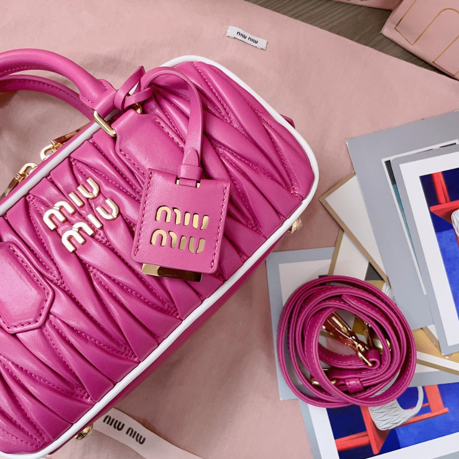 미우미우 아르카디 마테라쎄 나파 레더 백 자홍색 화이트 5BB142 2210.57.5cm8.jpg