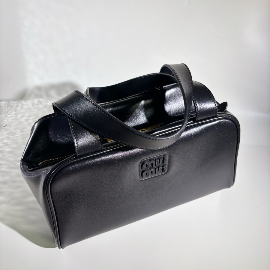 미우미우 아방츄어 소가죽 가방 5BC182 블랙06.jpg